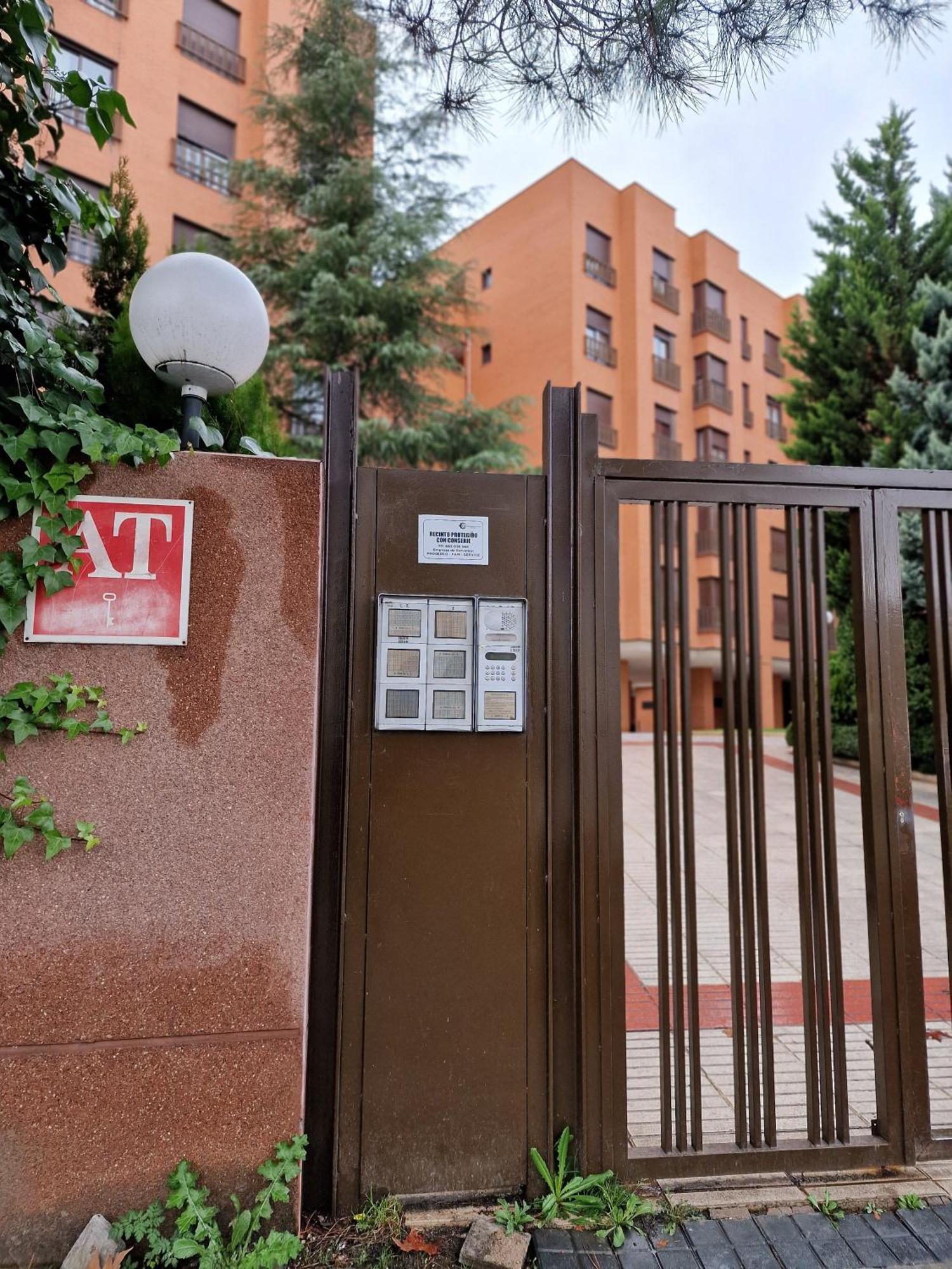 Samaniego, Piscina Y Garaje Junto Civitas Metropolitano Y Aeropuerto Madrid Exteriér fotografie
